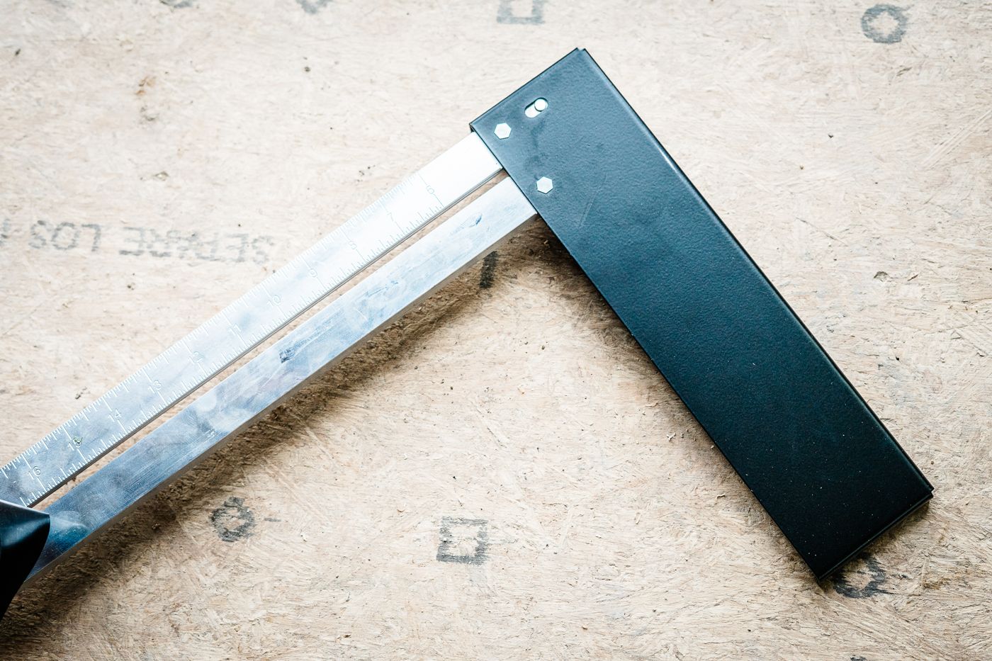CutBoss steel saw fence and aluminum rail